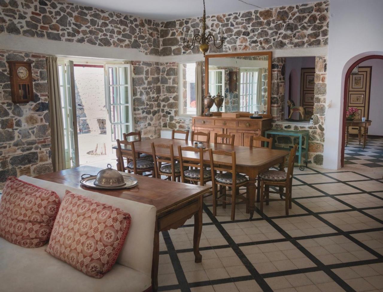 Kírinthos The Villa Averoff מראה חיצוני תמונה