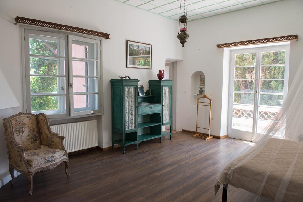 Kírinthos The Villa Averoff חדר תמונה